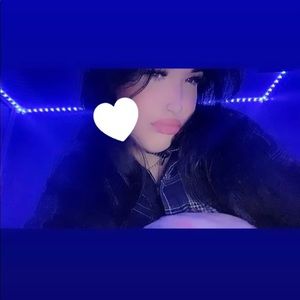 Meet your Posher, Angelina